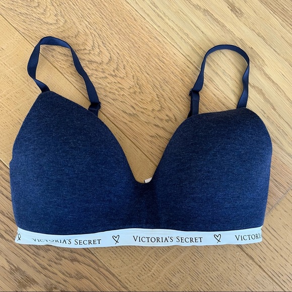 Victorias Secret T-shirt Wireless Bra - Picture 1 of 13